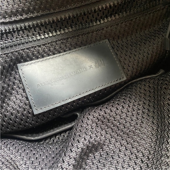 Alexander Wang Bucket Bag for H&M - Picture 8 of 9
